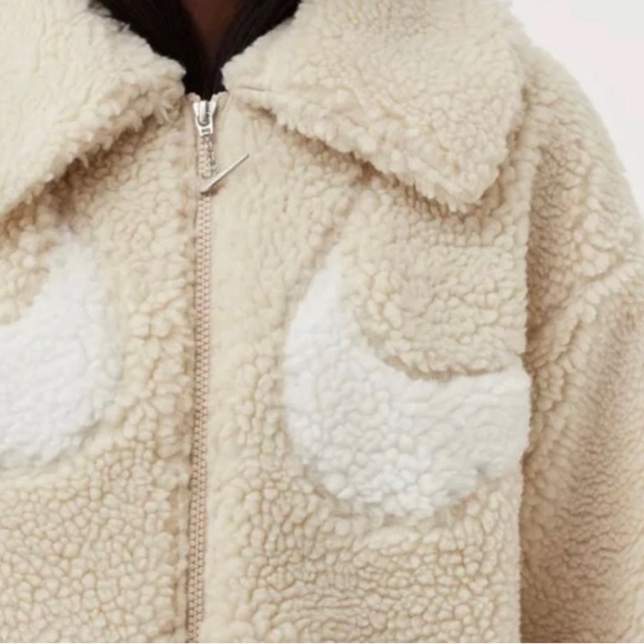 Nike Sportswear Swoosh Women's Jacket Sherpa OVERSIZED Sz Large New - Picture 5 of 9